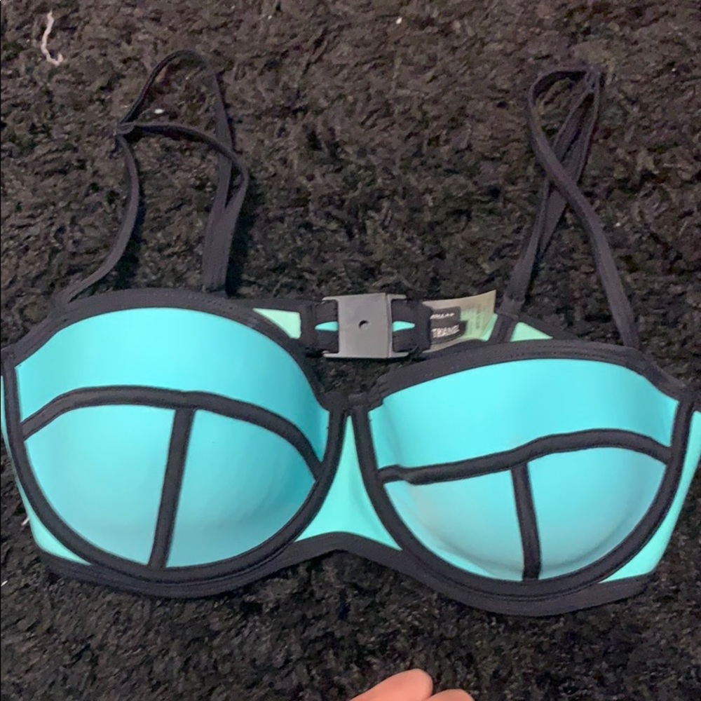 Triangl brand bathing suit! - Picture 4 of 4